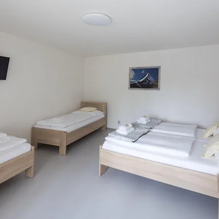 A Veselka 3*